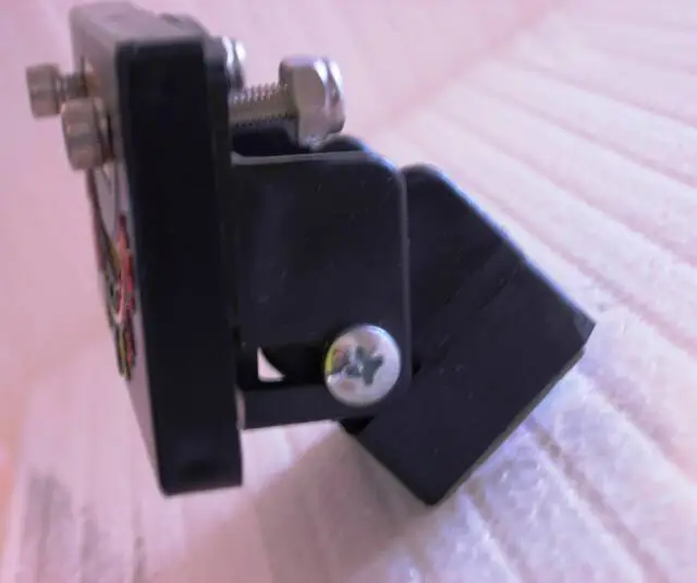 Side view of Model #45 mounting bracket